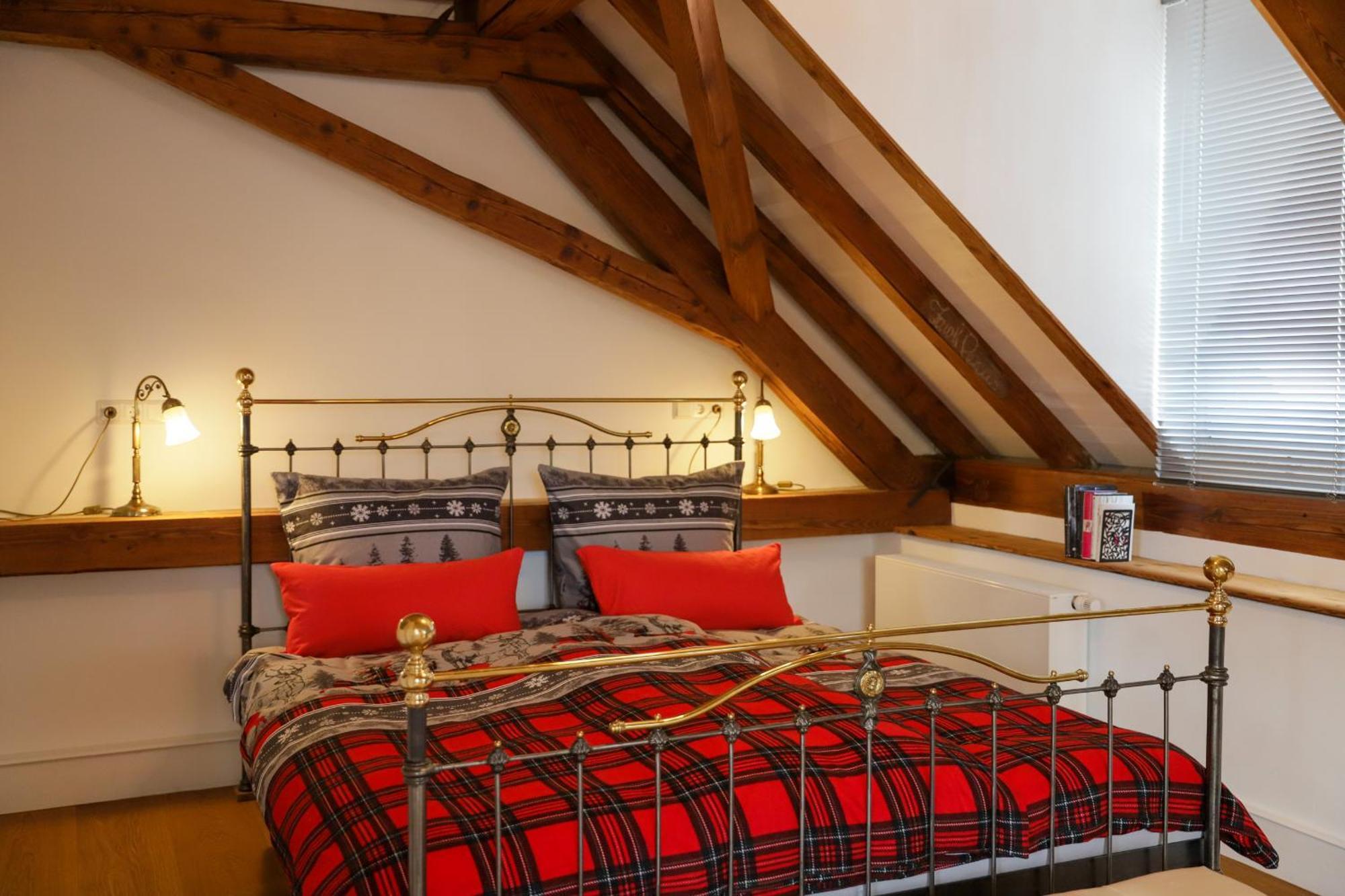 Boutique-Hotel Im Sternenhof Grosskarlbach Zimmer foto
